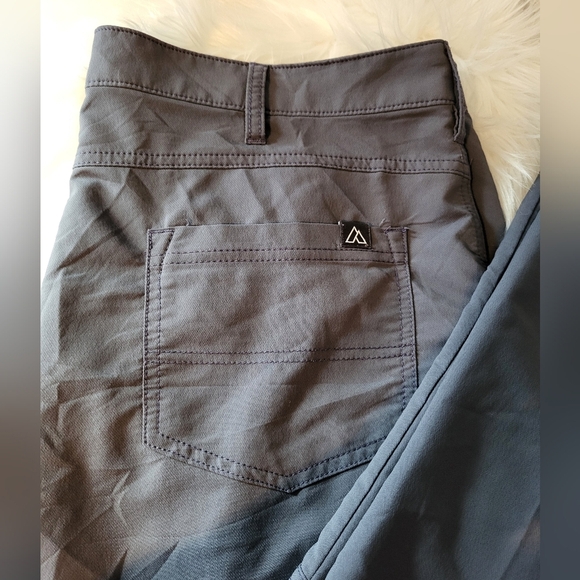 Alpine Design Men Pants Size 38x27 - Picture 5 of 5